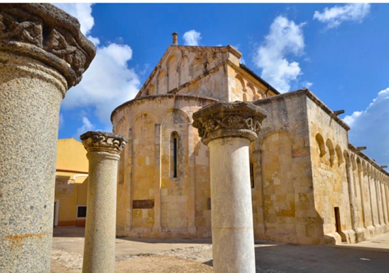 B&B I Colori Dell'Isola Порто-Торрес Экстерьер фото
