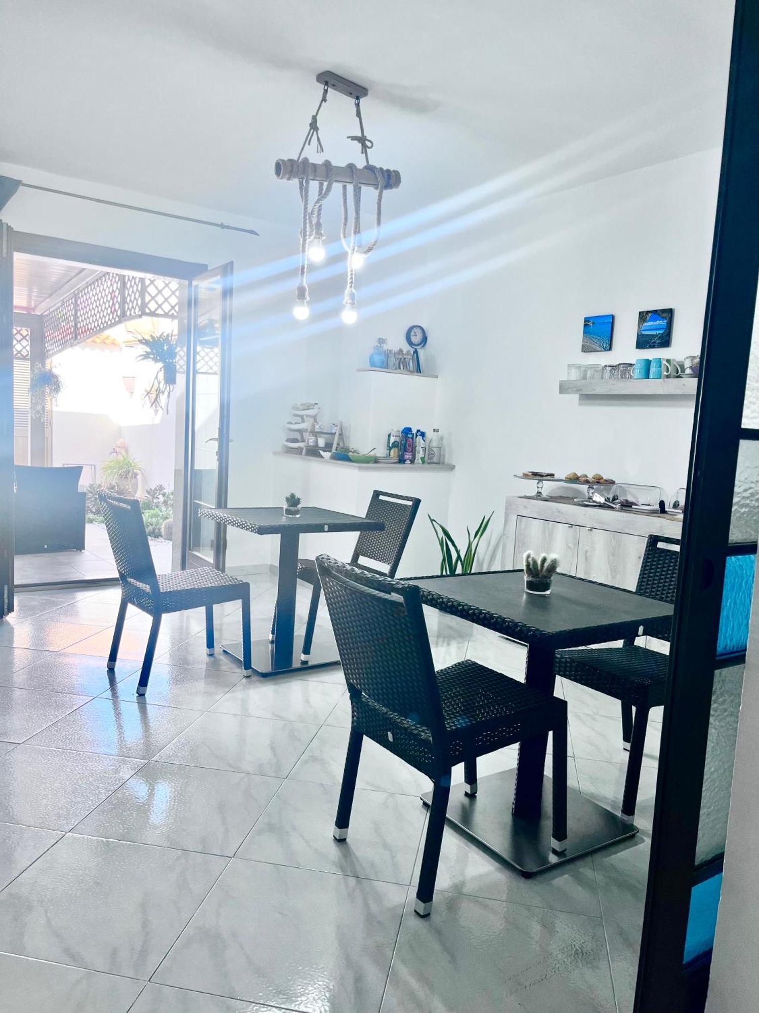 B&B I Colori Dell'Isola Порто-Торрес Экстерьер фото